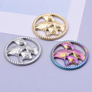 304 stainless steel ginkgo leaf round pendants in gold, silver, and rainbow colors