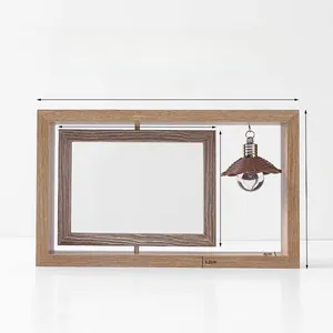 Rotating wood photo frame dimensions 26.5x15.8cm with integrated lamp detail