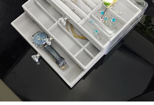 Portagioie in acrilico a 3 cassetti con interno in velluto grigio per anelli e orologi