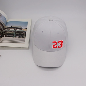 Casquette de baseball blanche en coton avec numéro 23 brodé en rouge, chapeau soleil d'été