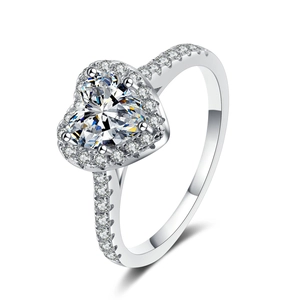 Elegant 925 silver heart shaped diamond ring with sparkling halo and pavé band