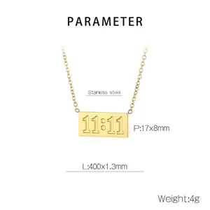 Vue détaillée du collier pendentif 11:11 en acier inoxydable avec ses dimensions