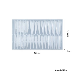 150pcs clear butterfly nail extension molds in a storage box with size measurements