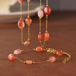 Elegant natural agate beaded jewelry set with gold-plated titanium steel necklace and bracelet