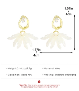 Spécifications de taille et poids pour boucles d'oreilles fleurs en acrylique et métal