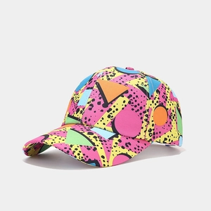 Colorful graffiti print cotton baseball cap with artistic geometric patterns for outdoor sun protection