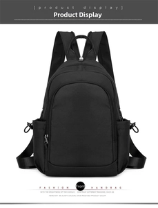 Nylon rugzak detail toont duurzame stof, stevige ritsen en comfortabele schouderbanden.