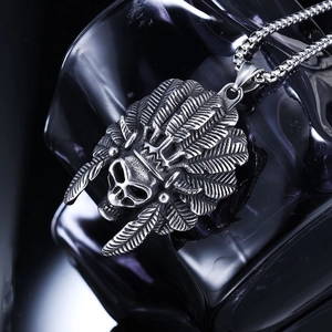 Ciondolo teschio capo indiano vintage in finitura argento retrò per uomo con catena