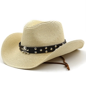 Chapeau de cowboy en paille avec bande en cuir à crâne et mentonnière coupe-vent