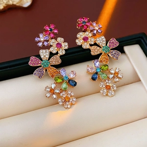 Bunte Blumen-Hängeohrringe Mit Zirkon Kupferbasis Und Silber Ohrstecker Süßer Modeschmuck Für Damen
