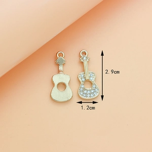 Detailed view of guitar-shaped alloy charms with rhinestones and size dimensions