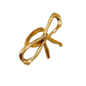 Artistic 18K gold plated stainless steel bow ring with vintage pleated metal design