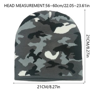 Size chart for camouflage knit beanie showing dimensions of 21x21cm and head circumference