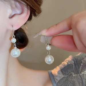 French vintage double-layered pearl necklace and teardrop hook earrings jewelry set