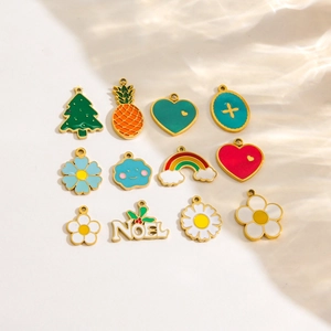 Ciondoli Pendenti Smalto Acciaio Inossidabile Lega Fiore Ananas Arcobaleno Cuore Albero Di Natale Creazione Gioielli Accessori DIY