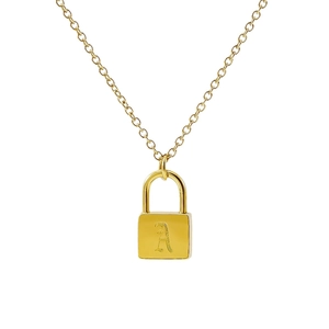 Collier doré minimaliste avec pendentif cadenas et lettre A gravée pour femme