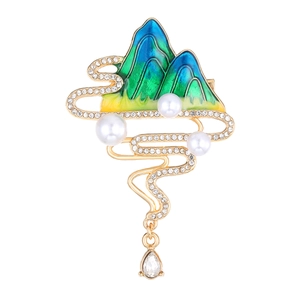 Broche rétro de style chinois avec émail vert, perles et glands suspendus élégants