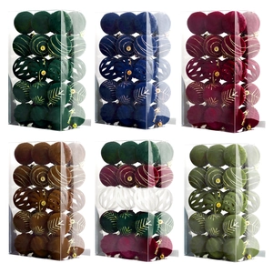 Detail of 6cm patterned Christmas balls with gold textures and velvet flocking finish