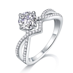 Classic S925 sterling silver moissanite ring with twisted band and pave diamonds