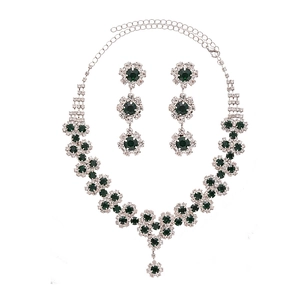 Luxurious multi-layer sunflower necklace and earring set with green gems and silver diamonds