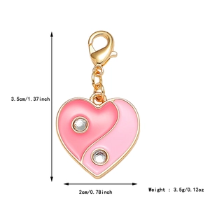 Pink heart tarot pendant with gold frame, 3.5cm height, 2cm width, weighing 3.5g