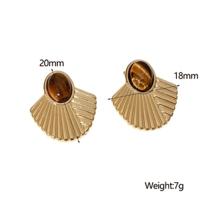 Detail showing 20mm by 18mm dimensions for gold fan-shaped stone stud earrings