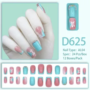 Faux ongles d'été vert menthe et rose avec motifs floraux 3D et strass brillants