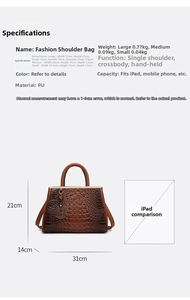 Detailed size specifications for crocodile pattern tote with 31cm width and iPad comparison