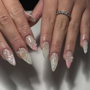 Faux Ongles Press On Dégradé Rose Français Avec Nœud 3D Künstliche Perles Papillon Texture Relief Forme Amande