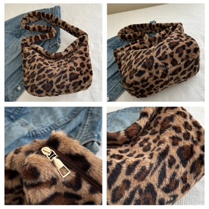 Détail du sac cabas en peluche léopard avec fermeture éclair dorée carrée chic