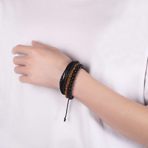 Ensemble de trois bracelets multicouches rétro en cuir et perles de bois pour hommes