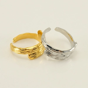 Adjustable wavy texture stainless steel open rings in gold and silver finish