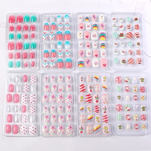 Detailed set of 8 boxes featuring cartoon and glitter press-on nails for kids with patterns