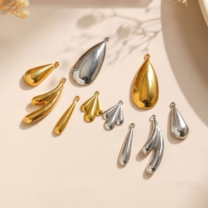 Various 304 stainless steel water drop and geometric pendants in gold and silver finishes