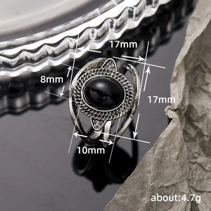 Vintage oval black stone ring in antique silver finish with bohemian rope texture details