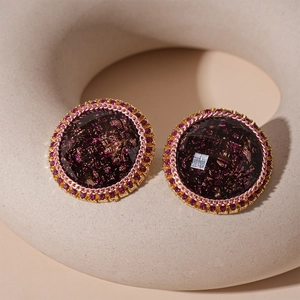 Boucles d'oreilles rondes vintage en résine avec incrustation d'or et bord rose