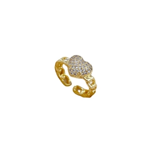Gold plated open heart ring with pavé zircon stones and chain link band design