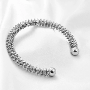 Bracciale rigido aperto in acciaio inossidabile placcato oro 18 carati stile molla