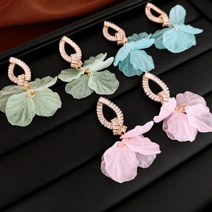 Elegant Acrylic Flower Drop Earrings With Zircon And Silver Earring Post Sweet Summer Jewelry For Women