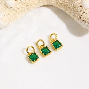 Square emerald green zircon pendant in 18k gold plated copper setting with starfish decor