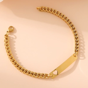 18K vergoldetes Edelstahl-Gliederarmband mit rechteckiger Platte und Herz-Ausschnitt