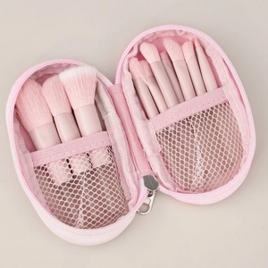 Set di 8 pennelli da trucco rosa con custodia da viaggio coordinata con cerniera