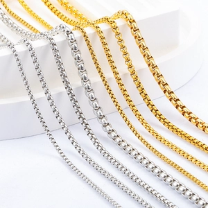 Golden and silver stainless steel Venetian box chains in various widths and thicknesses
