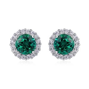 Boucles d'oreilles clous rondes en émeraude de culture et argent S925 avec halo