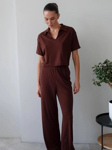 Women's two-piece knit set with V-neck short sleeve top and high-waist wide-leg pants