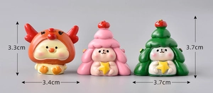 Detailed size view of reindeer snowman and Christmas tree resin miniatures