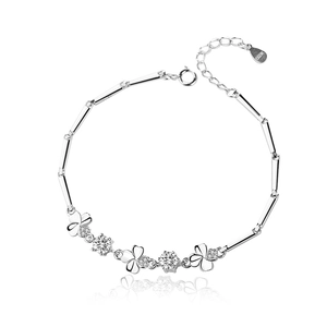 S925 sterling silver four-leaf clover bracelet with sparkling zircon and bamboo chain link