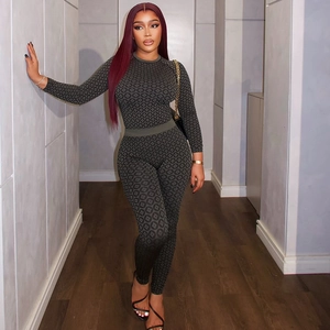 Slim fit long sleeve top and high waist leggings set with geometric circle print