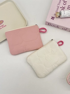 Quilted cloud texture coin purses in pale pink and off-white with zipper closure