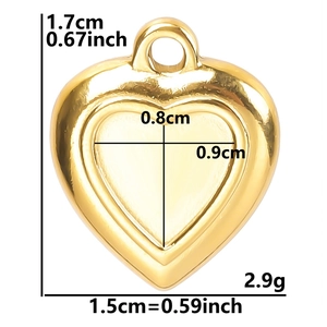 Detailed dimension guide for 18k gold-plated heart pendant showing height and width